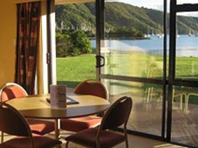 Bay Vista Waterfront Motel Picton Extérieur photo